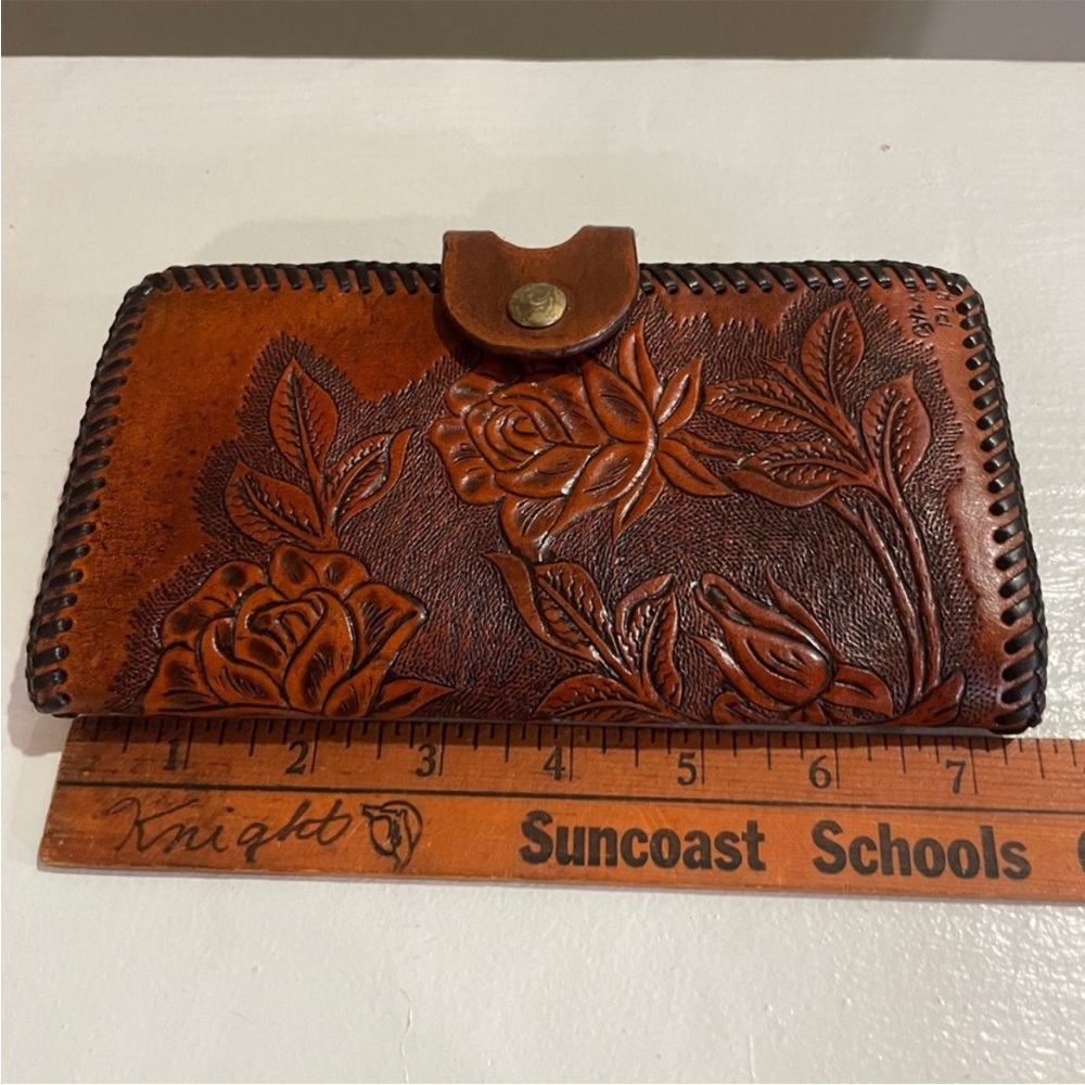 Vintage Hand Tooled Leather Wallet • Floral • Signed • Excellent - Picture 12 of 15